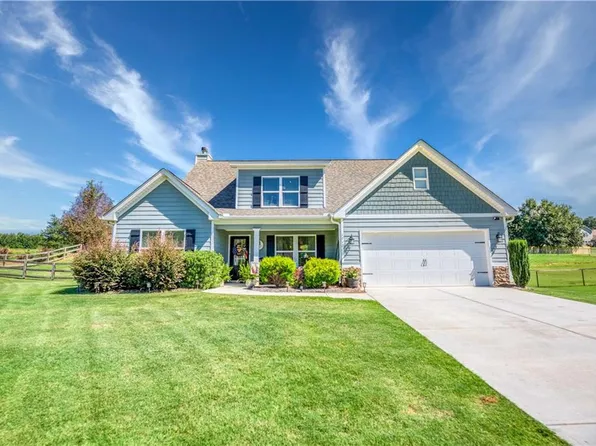 1712 Whitlock Ln, Winder, GA 30680