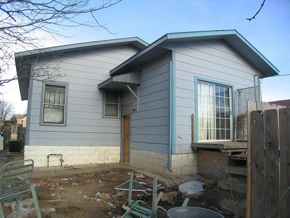 2nd image of 112 W 17th St