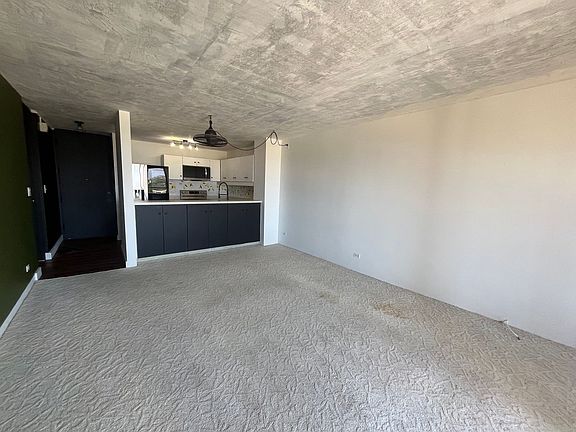4th image of 1717 Mott Smith Dr APT 2403