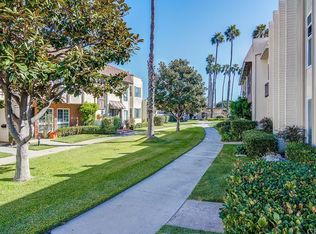 9735 Brookbay Cir, Huntington Beach, CA 92646