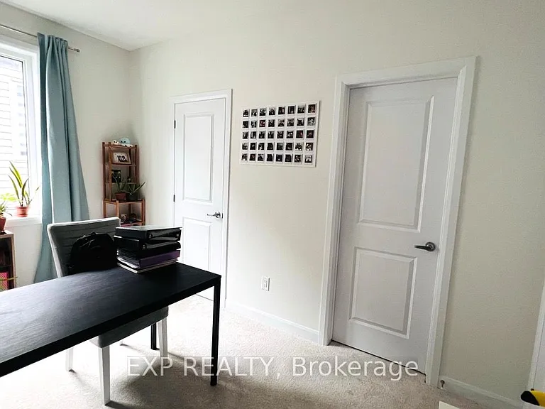 747 Coast Cir — Photo 30