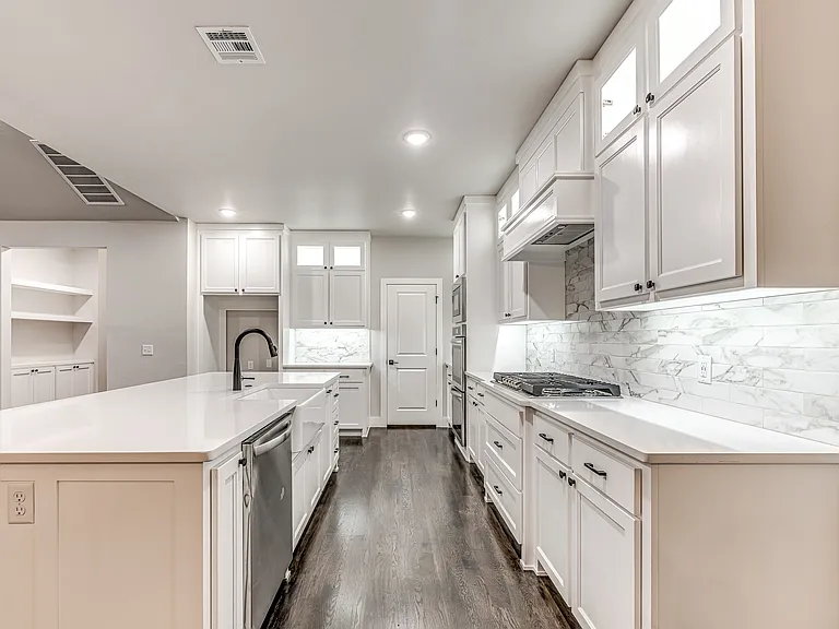 8225 Jenny Ln — Photo 17