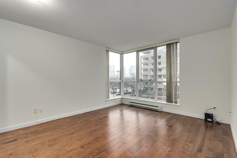 Vancouver Apartment for rent - 2 Bedrooms — photo 6