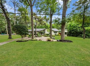 104 Valley Dr, Conroe, TX 77303