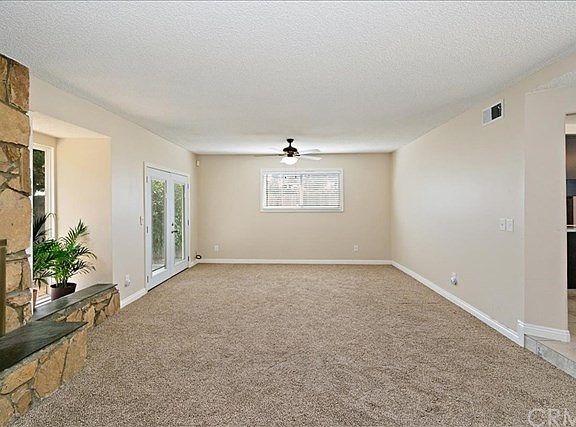 3rd image of 6275 Mayberry Ave