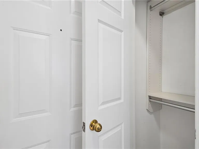 3777 Peachtree Rd NE #914 — Photo 15