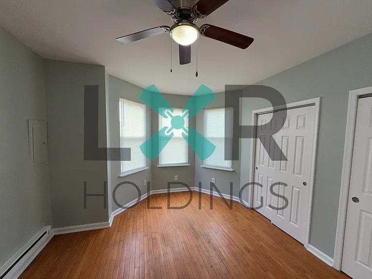 1822 W Erie Ave — Photo 1