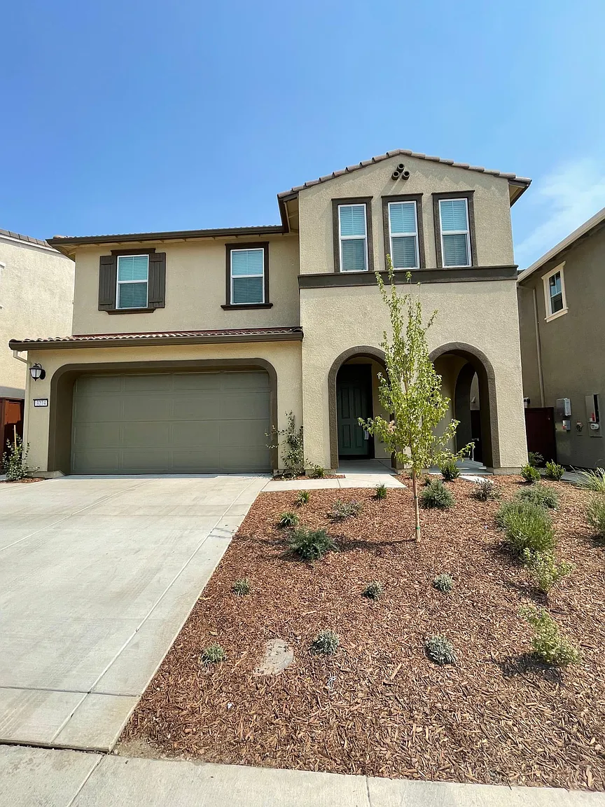 3274 Sidney Way photo 1