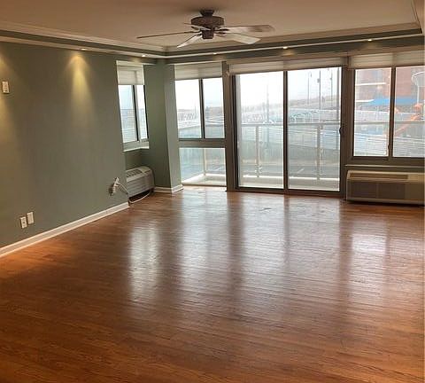 3rd image of 170 W Broadway APT 2F