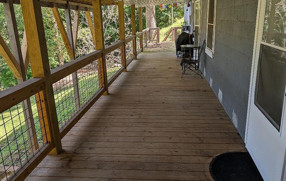 deck to enjoy the view