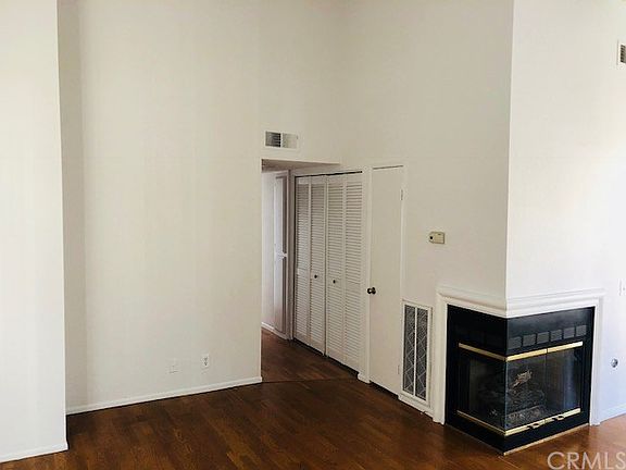 3rd image of 316 Park Shadow Ct #1