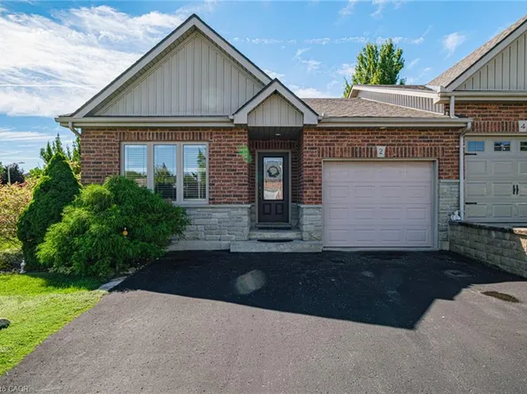 2 Millcroft Dr, Norfolk County, ON N3Y 5M9