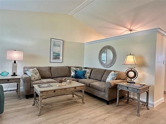 5th image of 6156 THORMAN ROAD