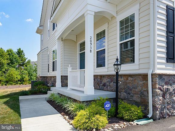 3rd image of 20938 Goose Preserve Dr