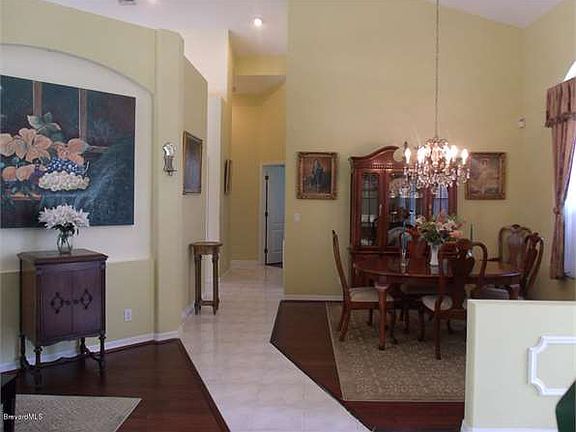5th image of 5641 Herons Landing Dr