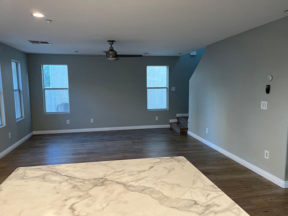 3rd image of 4797 Pencarrow Ct