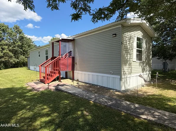 5 Candy Ct, Bedford, PA 15522