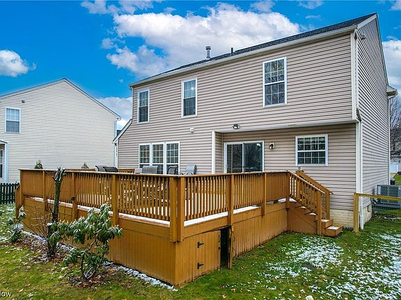 4th image of 5584 Rosemont Way