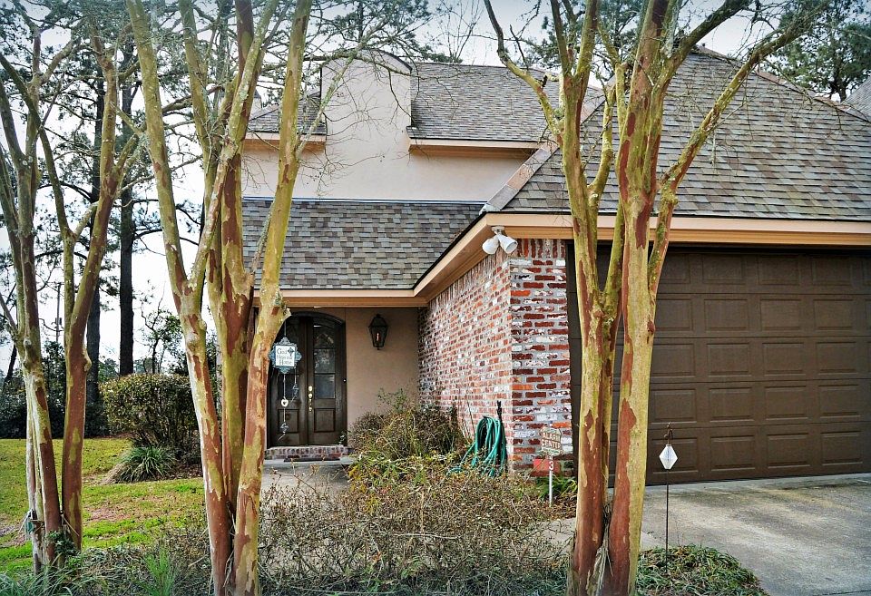1st image of 138 La Maison Belle Dr