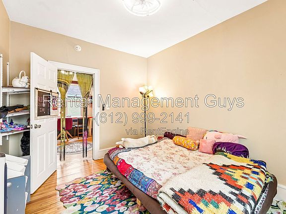 3rd image of 1074 Euclid St