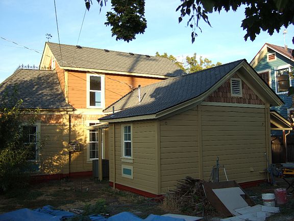 large backyard & RV Parking