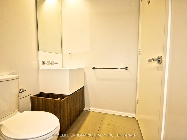 1 Bloor St E #809 — Photo 19