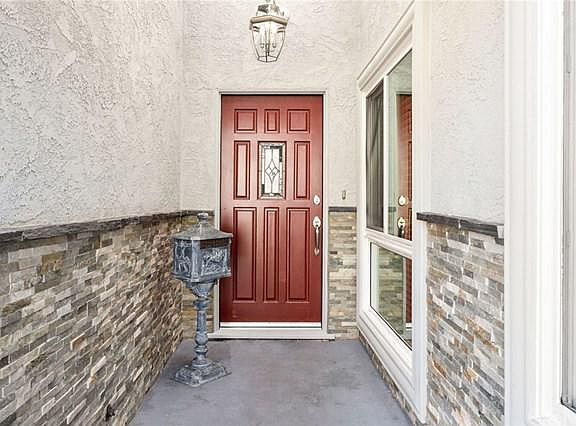 5th image of 2156 W 237th St