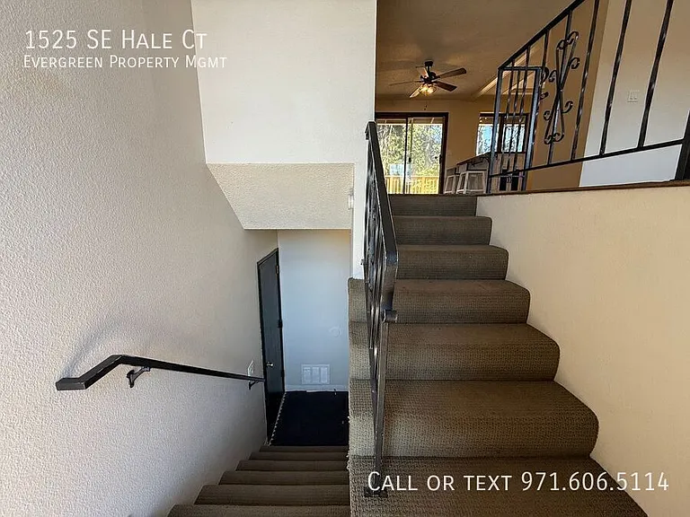 1525 SE Hale Ct — Photo 6