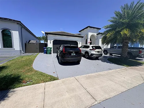 3031 SW 149th Ave #1 Photo 1