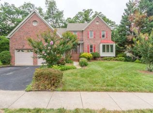 6702 Bay Valley Ln, Centreville, VA 20121