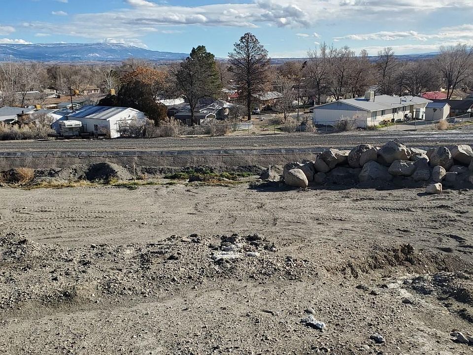 2nd image of 1875 Wellington Ave
