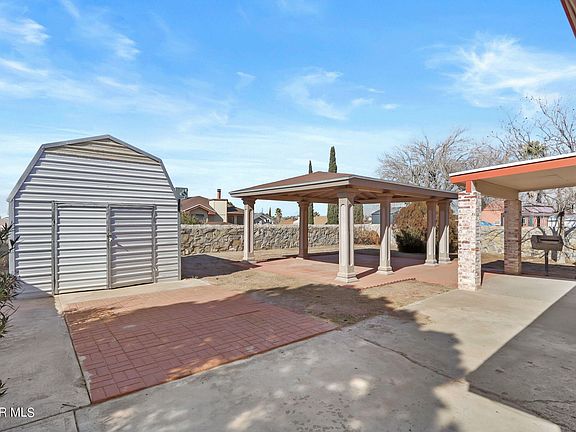 3rd image of 1509 Cezanne Cir