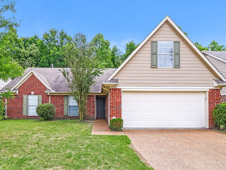 10362 Cottage Oaks Dr — Photo 1