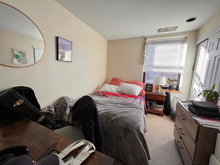 103 Gainsborough St — Photo 4
