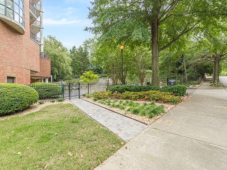 395 Central Park Pl NE #720 — Photo 46
