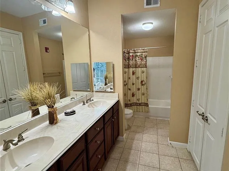 7575 Kirby Dr #1113 — Photo 15