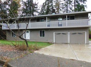 6974 Glacier Dr, Springfield, OR 97478
