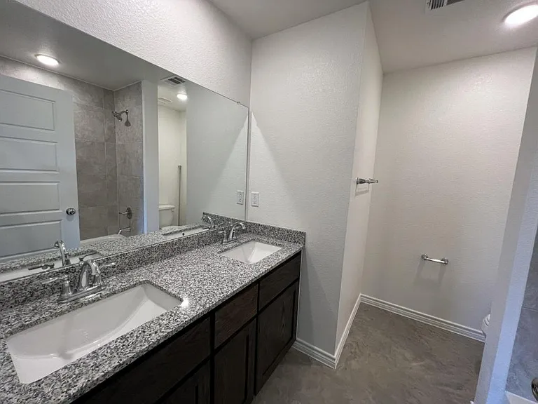 113 Wind Ridge Dr #B — Photo 17
