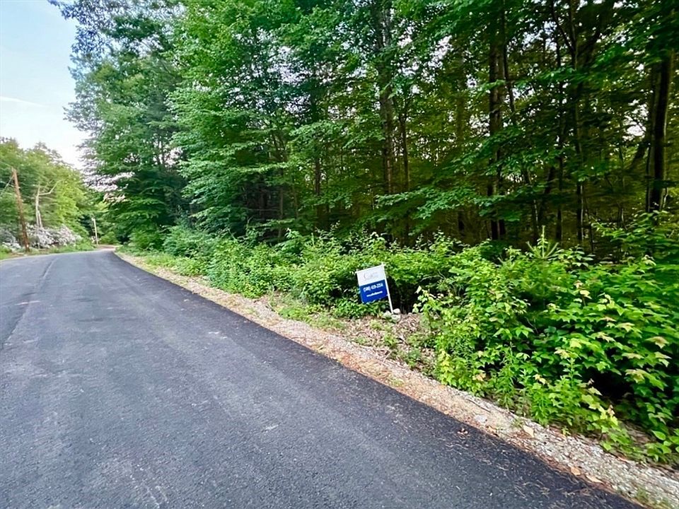 1st image of 13 Thirteen W Old Country Rd