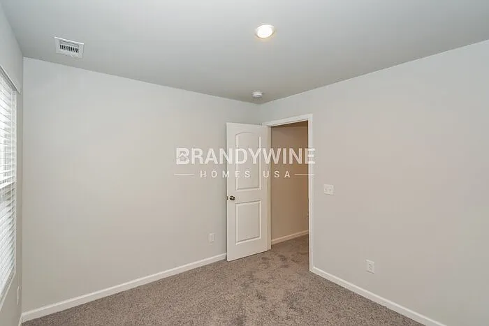 321 Dearborn Station Dr — Photo 13