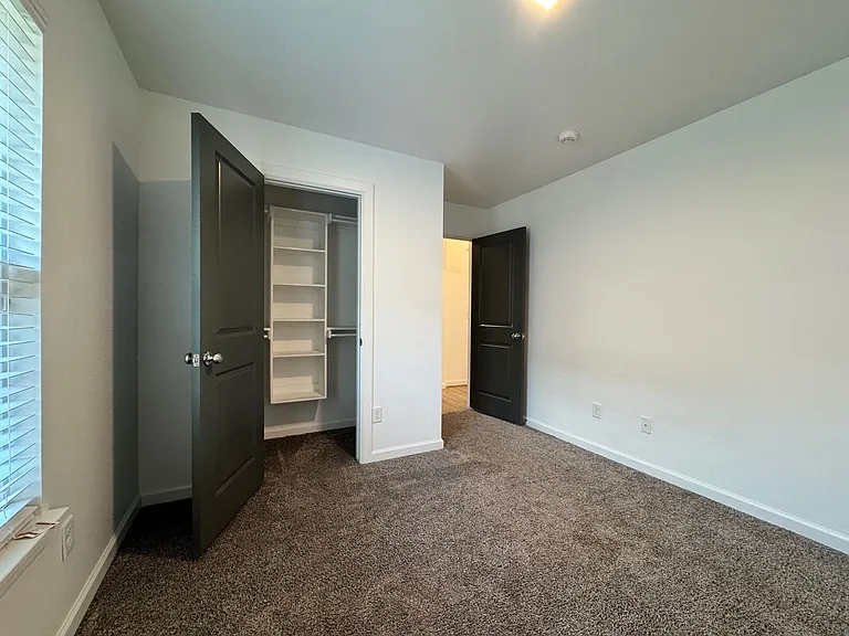 1113 Magnolia Dr — Photo 36