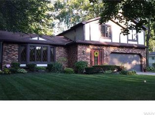143 McIntosh Dr, Lockport, NY