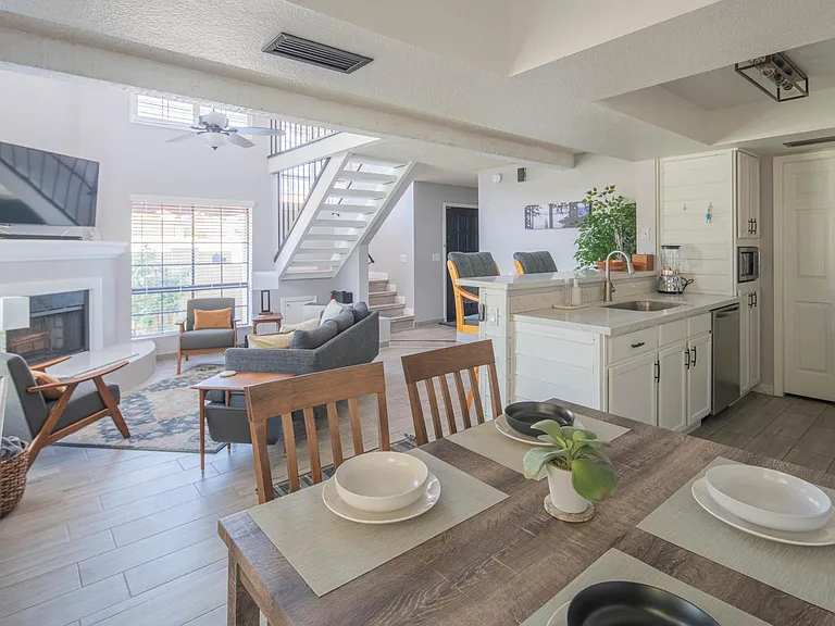 8845 S 48th St #3 — Photo 9