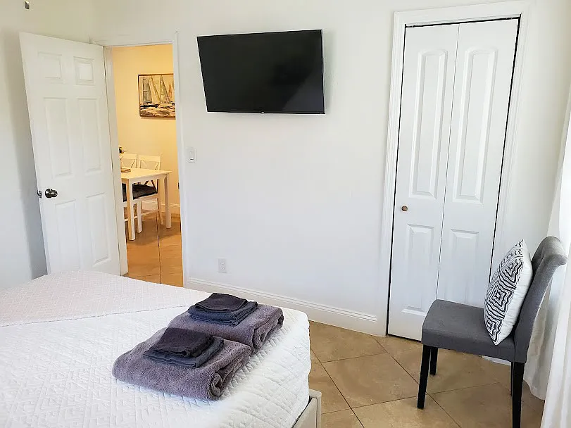 SE 23rd St, Fort Lauderdale — Photo 3
