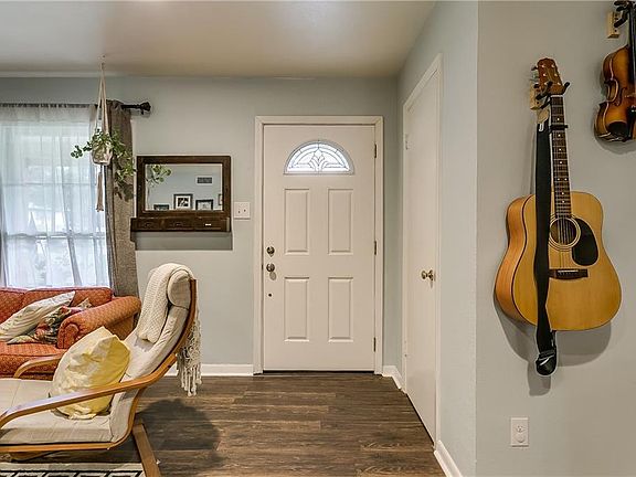 3rd image of 5313 Keswick Dr