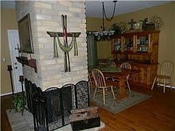 4th image of 2709 Village Mills Dr