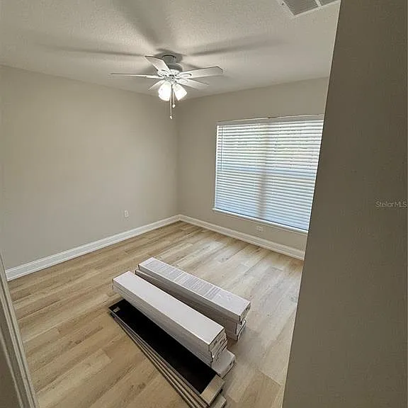 2060 Everest St — Photo 10