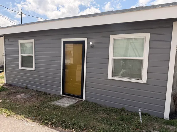 1124 2nd St, Corpus Christi, TX 78404