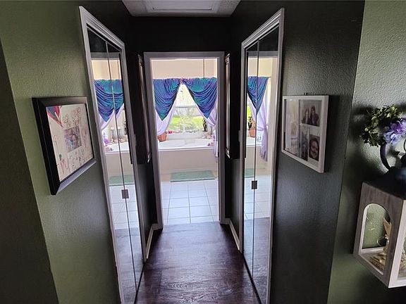 5th image of 25086 Riverwalk Dr