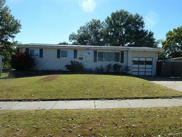 1st image of 2780 Dove Dr
